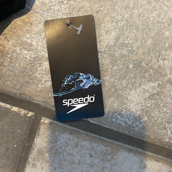 Speedo Tech Suit - Picture 3 of 9